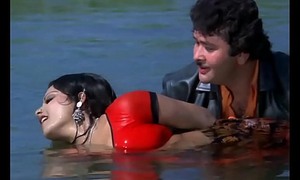 Hot Yesteryear actress Rekha Ganeshan wet